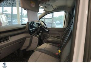 Volkswagen Transporter Trendline LWB 150HP Manual - Image 4