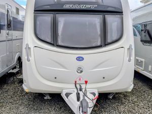 2014 SWIFT CONQUEROR 480 - Image 2