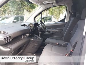 Opel Combo COMBO L1H1-1.5 100BHP -DSL-6SP-M - Image 4