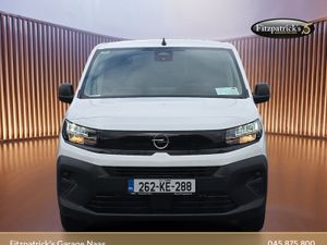 Opel Combo Komfort L1H1 1.5d Demo with 3.9% Financ - Image 4