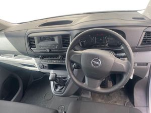 Opel Vivaro VIVARO L2H1-1.5 100BHP -DIE-6SP - Image 2