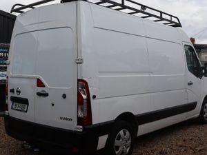Nissan NV400 2019 MWB NO VAT - Image 4
