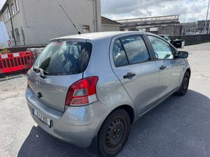 Toyota Yaris - Image 4