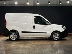Fiat Doblo MANUAL 1.6 DIESEL - PRICE EXCLUDING VAT - Image 3