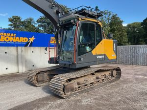 2019 Volvo EC140EL Tracked Excavator - Image 2