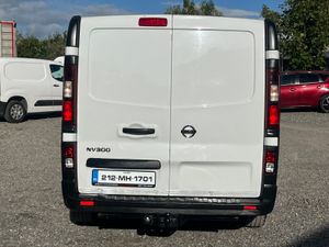 2021 NISSAN NV300 2.0 TWIN TURBO AUTOMATIC - Image 4