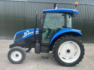 2014 New Holland TD5.65 2wd - Image 2