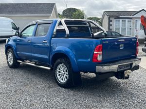 2013 TOYOTA HILUX 3.0 INVINCIBLE AUTO - Image 3
