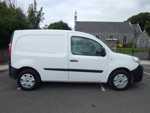 2015 Renault Kangoo Tax & Test 09/27 - Image 2