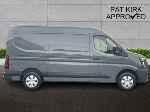 Nissan Interstar 2.0 dci 150ps H2 Tekna Van - Image 3
