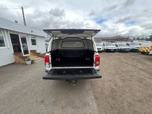 2023 Toyota Hilux PickUp Van - Image 2