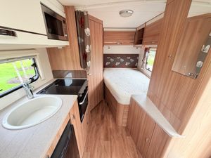 2015 SWIFT ESCAPE 664 LOW PROFILE R.H.D MANUAL - Image 2