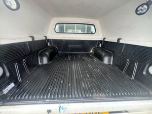 2017 Toyota Hilux PickUp Van - Image 4
