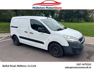 Peugeot Partner PROFESSIONAL L1 BLUEHDI - Image 2