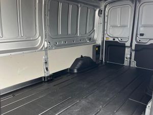 Ford E-Transit 350 Trend AUTO L3 H2 LWB Medium Roo - Image 4