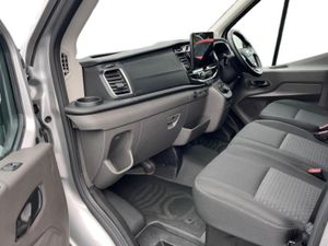 Ford E-Transit 350 Trend AUTO L3 H2 LWB Medium Roo - Image 3