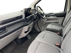 Ford Transit Custom 320 Limited AUTO L2 LWB FWD 2. - Image 3
