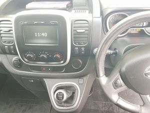 Nissan NV300 LWB 120 SV - Image 4