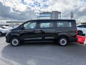 Vauxhall Vivaro  VIVARO LIFE COMBI EV 75KWH 9 SEAT - Image 4