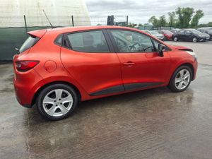 2015 Renault Clio  Dynamic  1.2 Petrol - Image 4