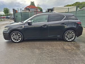 132 Lexus CT200 Advance  Hybrid - Image 3