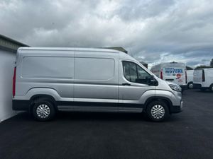 MAXUS DELIVER 9 LUX - Image 4