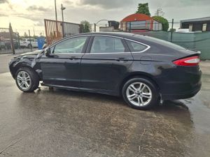 2019 Ford Mondeo  Zetec  150bhp  2.0 Diesel - Image 4