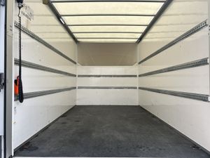 2023 Mercedes-Benz Sprinter Luton Box Van - Image 3