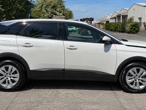 212 Peugeot 3008 Only 87,000km Commercial - Image 3