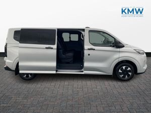 Ford Transit 2.5 LWB Kombi PHEV..9 Seater..Leather - Image 4