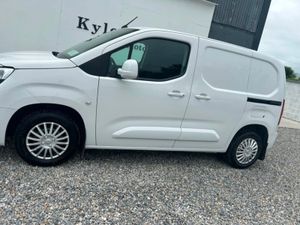🚐 OPEL COMBO 2023 – 1.5 DIESEL 🚐 - Image 2