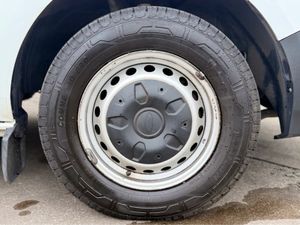 Ford Transit Custom BASE - Image 4