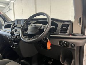 2023 Ford Transit Luton Box Van - Image 4