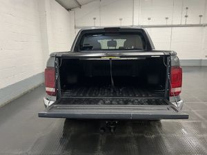 2019 Volkswagen Amarok PickUp Van - Image 2