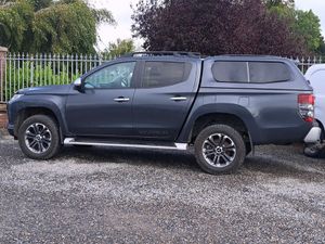 Mitsubishi L200 Warrior Model Crewcab with Truckma - Image 4