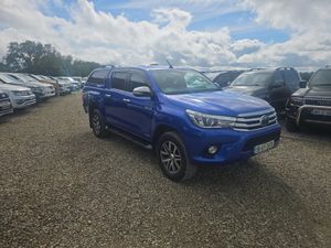 Toyota Hilux 2.4 D4D Invincible - Image 2