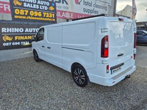 Renault Trafic AUTO.NO VAT 2024 Red edition - Image 4