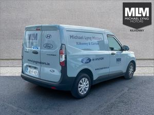Ford Transit Courier Trend 1.5L Ecoblue 100PS M6 F - Image 4