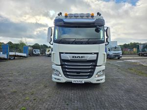 2022 DAF XF 530 6X2 twin wheel rear lift log truck - Image 2