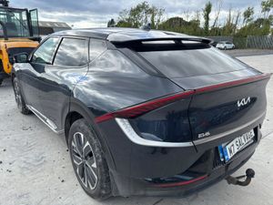 23 EV6 Earth 77kw 520km Range 63km Drives - Image 4