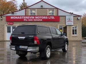 Toyota Hilux DOUBLE CAB SR5 AUTO 4DR - Image 2