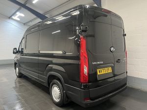 2023 Maxus Deliver 9 Panel Van - Image 4