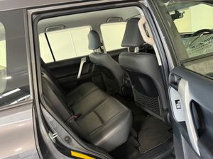 Toyota Land Cruiser LAND CRU LC LWB BUSINESS 4DR A - Image 4