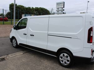 2023 Renault Trafic LL30 Business+ - Image 3