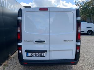 Trafic Business LWB 2.0cdi 130PS // CVRT 10/27 // - Image 4