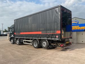 2019 (19) DAF CF410 8x2 Curtainsider - Image 3