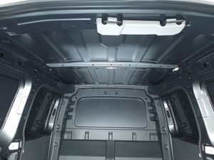 2023 Volkswagen Caddy Panel Van - Image 4