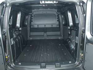 2023 Volkswagen Caddy Panel Van - Image 3