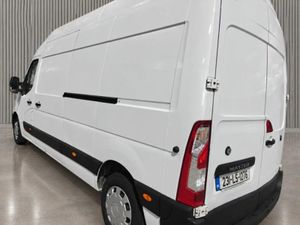 Renault Master EXTRA HIGH ROOF! - Image 4