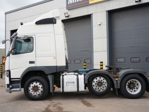 2016 VOLVO FM 450 6X2 GLOBETROTTER WITH HYDRUALICS - Image 4